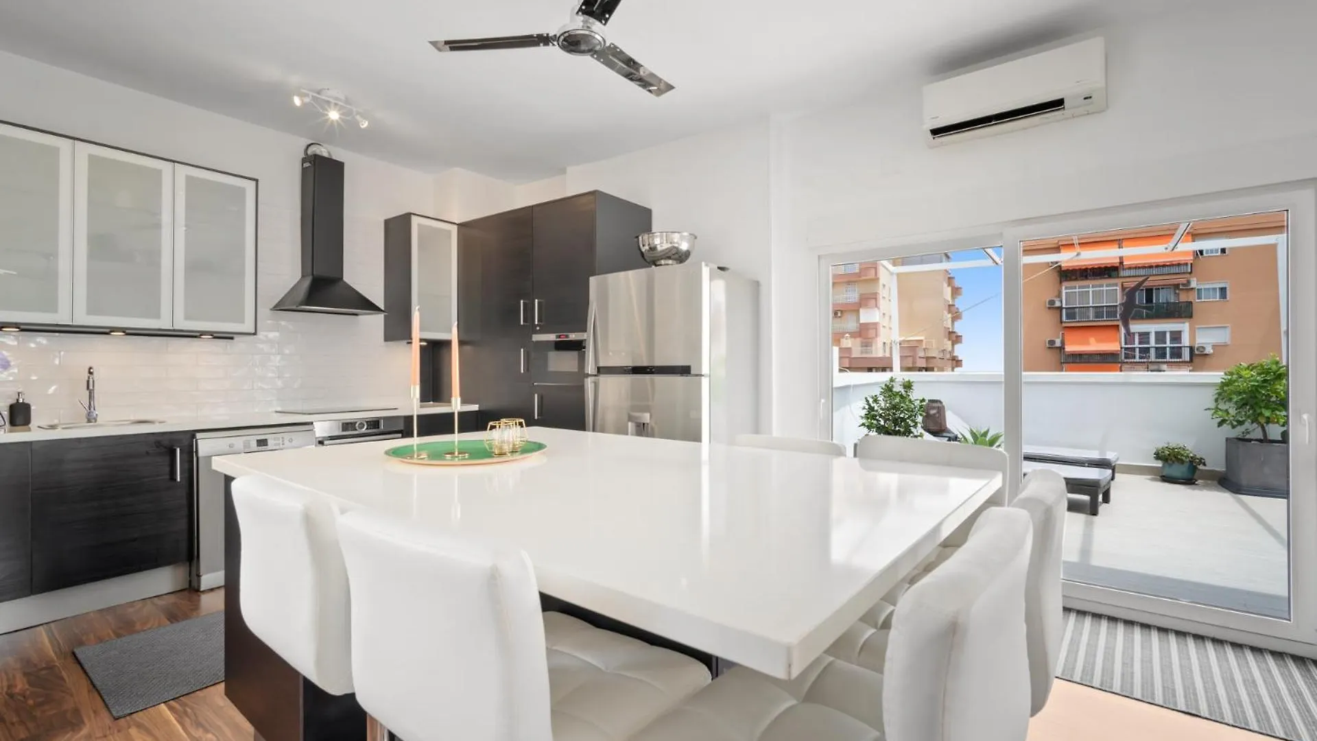 Apartment Penthouse Close To Beach In Los Boliches Fuengirola
